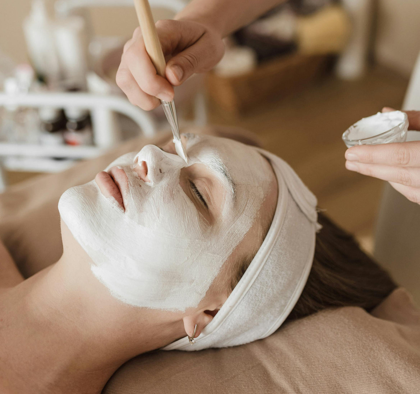 Therapeutic Facial Release – Natural Relief & Rejuvenation