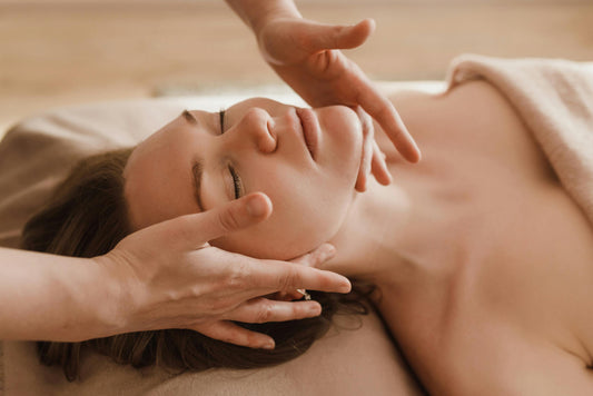 Therapeutic Facial Release – Natural Relief & Rejuvenation